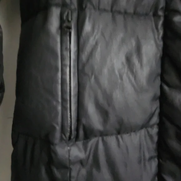*SOLD* ROOTS down coat feathers long jacket black hood sz XS - Picture 6 of 9